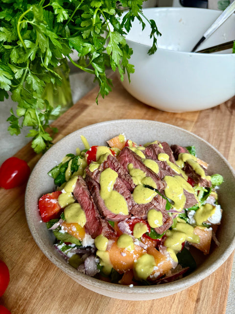 Recept: Krämig Chimichurri dressing till grillat kött